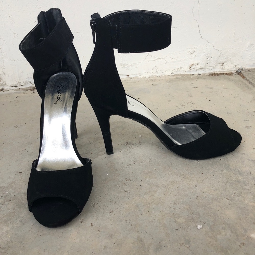 Black suede high heels by, Qupid